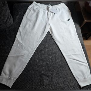 Nike Women’s Sweatpants XXL White Joggers NWT Standard Fit Mid Rise